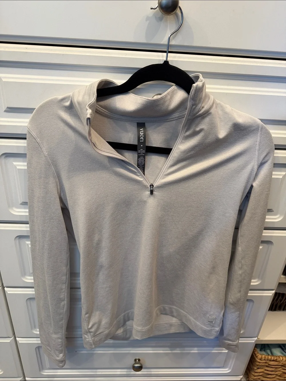 Woman Vuori Halo Essential Half-Zip in Soft Heather Gray M - Picture 2 of 5